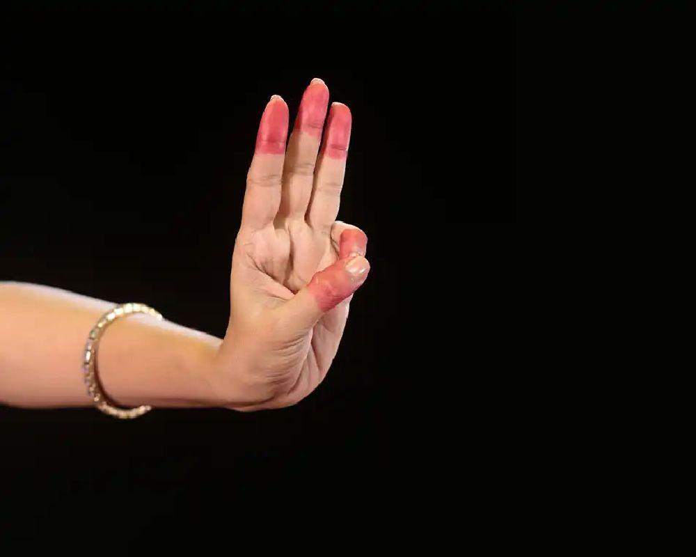 The Trishula mudra